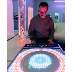 Interaktywny panel Pixels